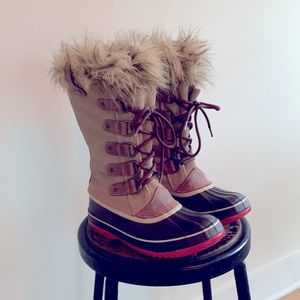 Sorel Joan of Arctic boots women's size 7